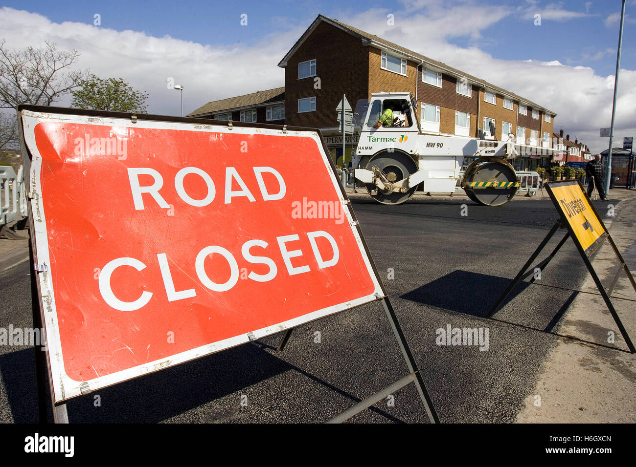 Diversion sign hires stock photography and images Alamy