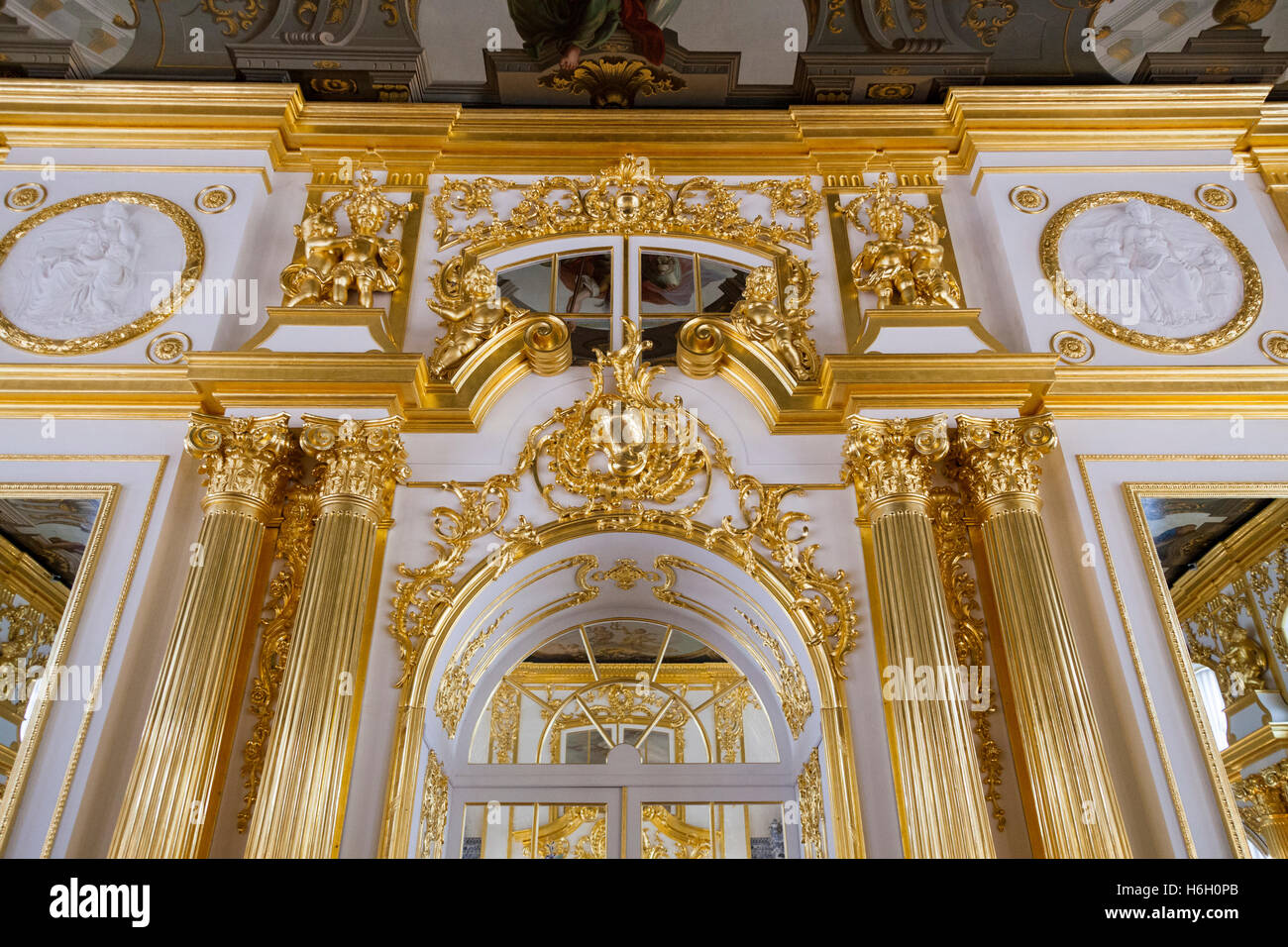 Decorative interior, Catherine Palace, Tsarskoye Selo, Pushkin, St Petersburg, Russia Stock Photo