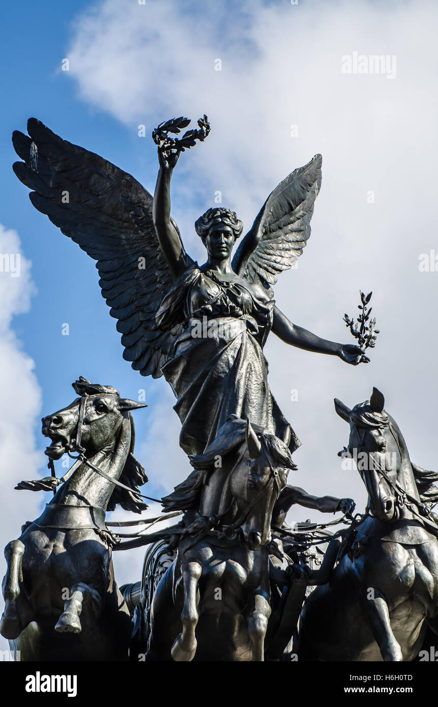 Nike. The sculpture atop the Wellington Arch, Hyde Park, London, depicts Nike, the Winged Goddess of Victory, descending on the chariot of war Stock Photo