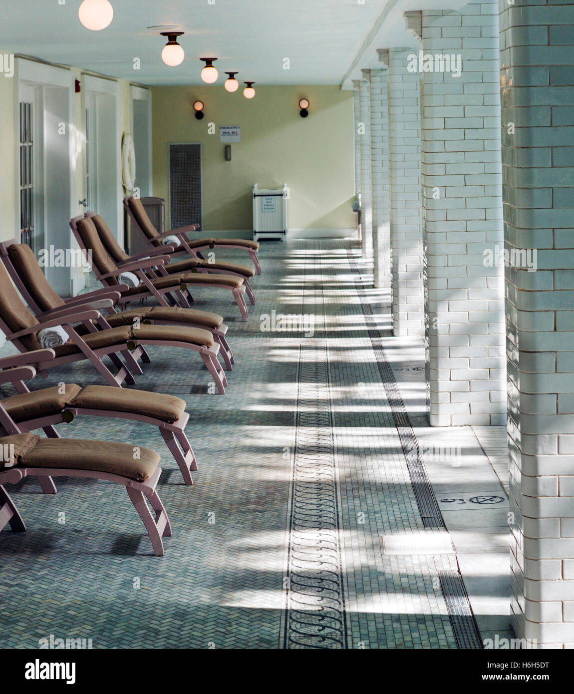Luxury Hotel Seats Hi res Stock Photography And Images Alamy luxury-hotel-seats-hi-res-stock-photography-and-images-alamy
