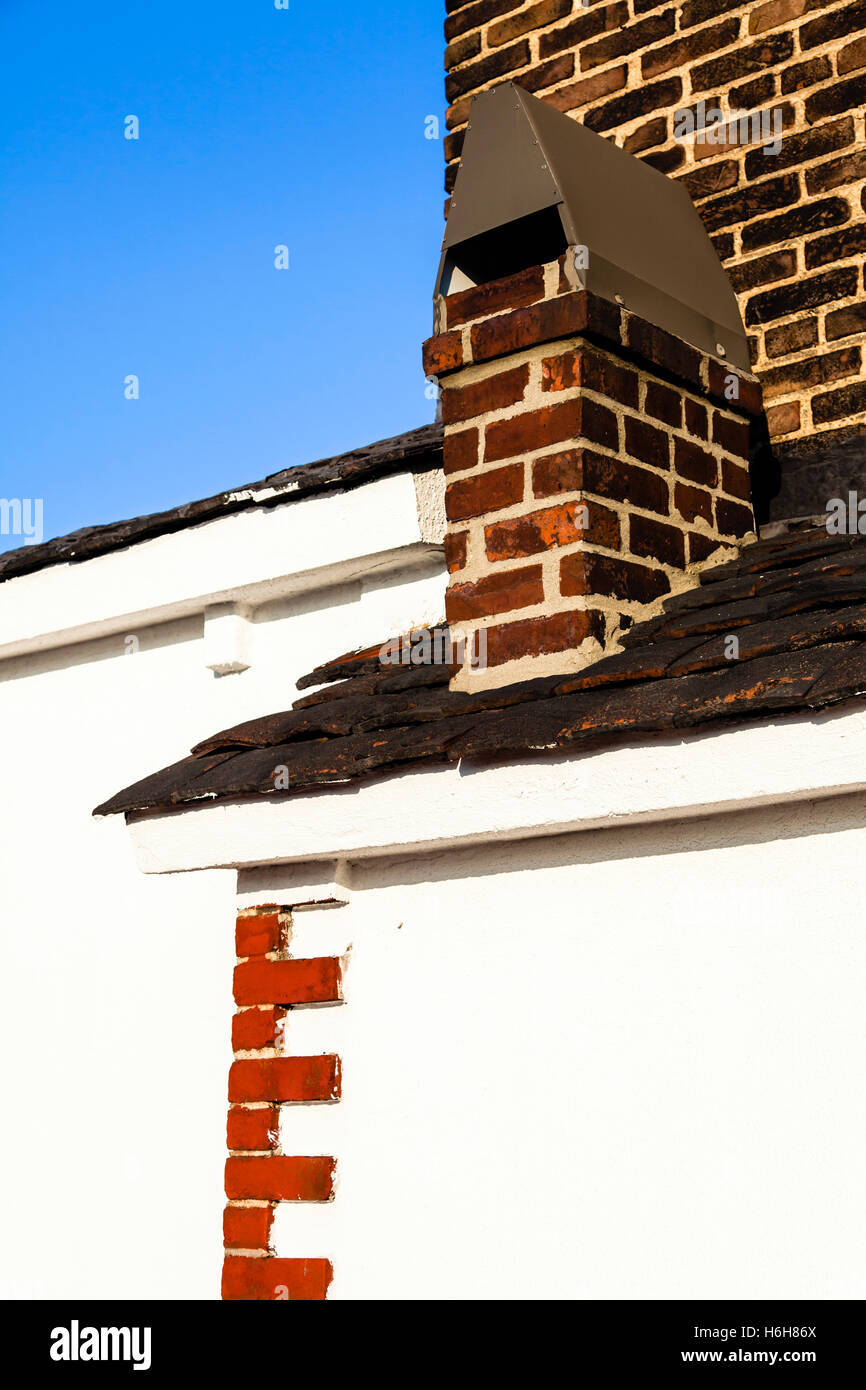 Brownstone chimney architectural detail Stock Photo Alamy