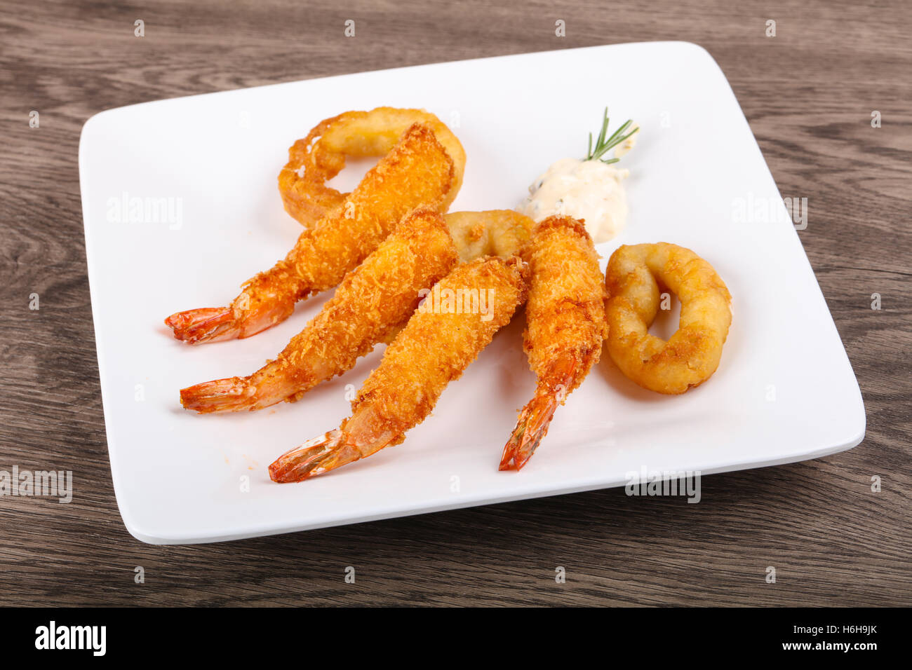 Squid and Shrimp Tempura with garlic sauce Stock Photo Alamy