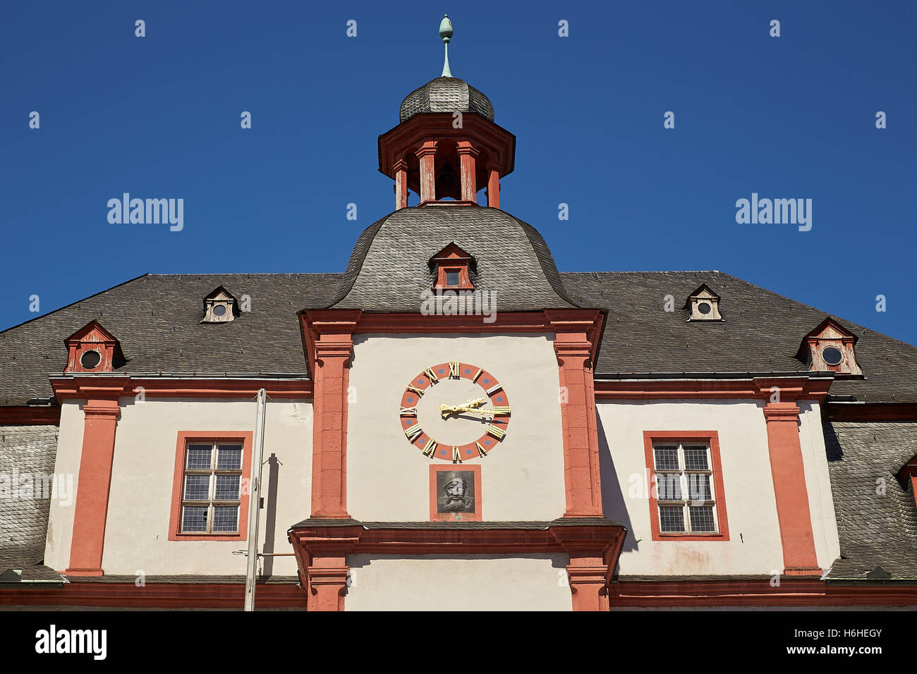 Altes Kaufhaus, Old Department Store with Augenroller figure, Florinsmarkt, Altstadt, Koblenz, Rhineland-Palatinate, Germany Stock Photo