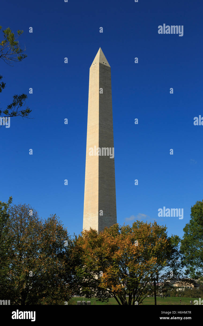 Fall Dc Monuments A photograph of the Washington Monument in Washington DC. It was taken ...