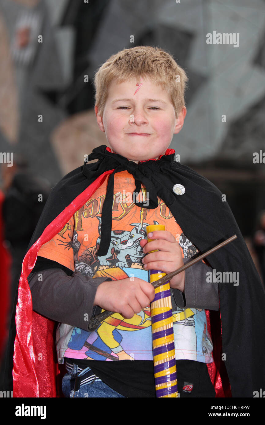 Harry potter fans book party hires stock photography and images Alamy