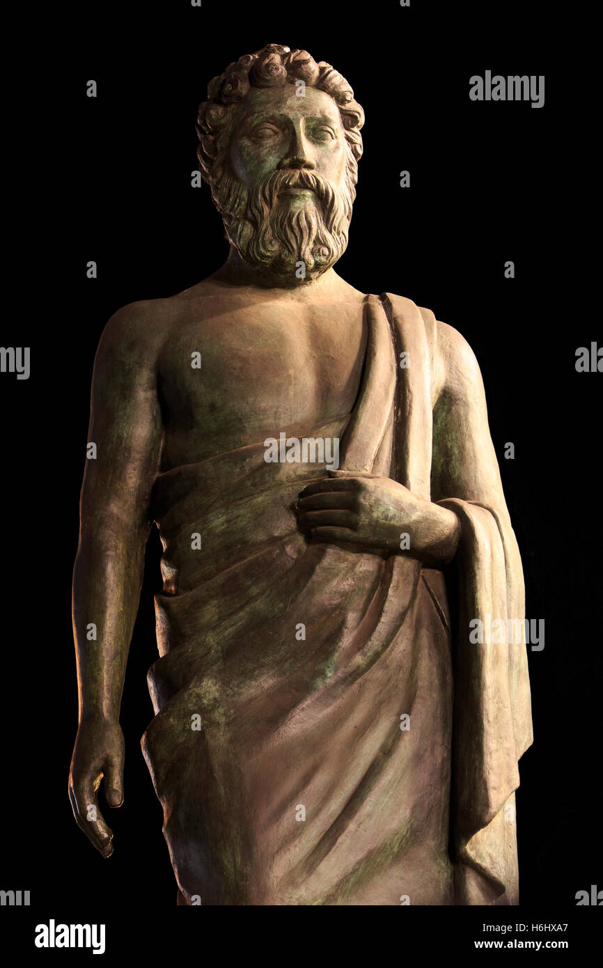 Statue of King Caranus (Karanos) of Macedon in Skopje Macedonia Stock Photo Alamy