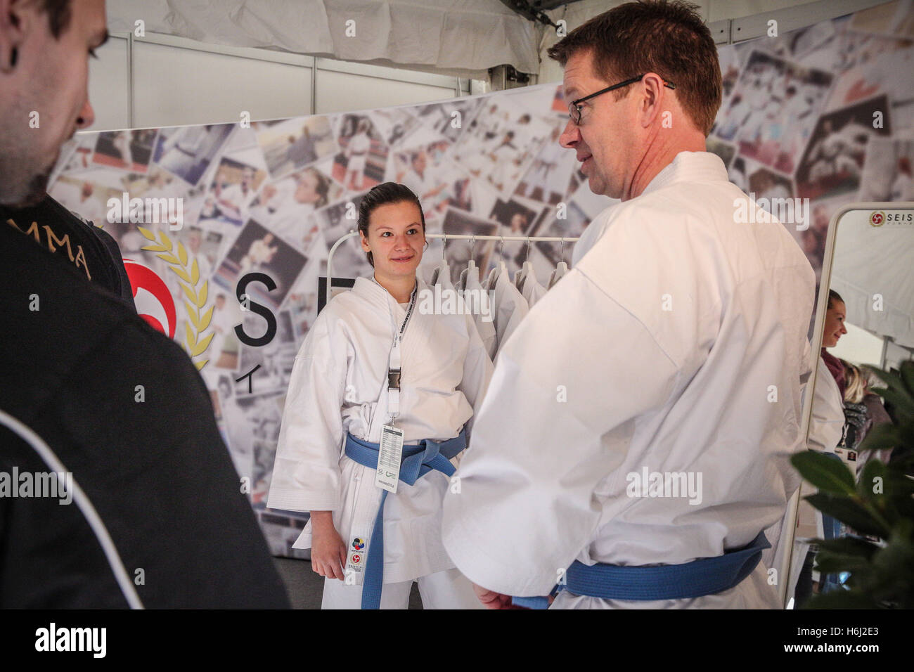 Linz, Austria. 28, October, 2016. Jesse Enkamp, Seishin stand at World