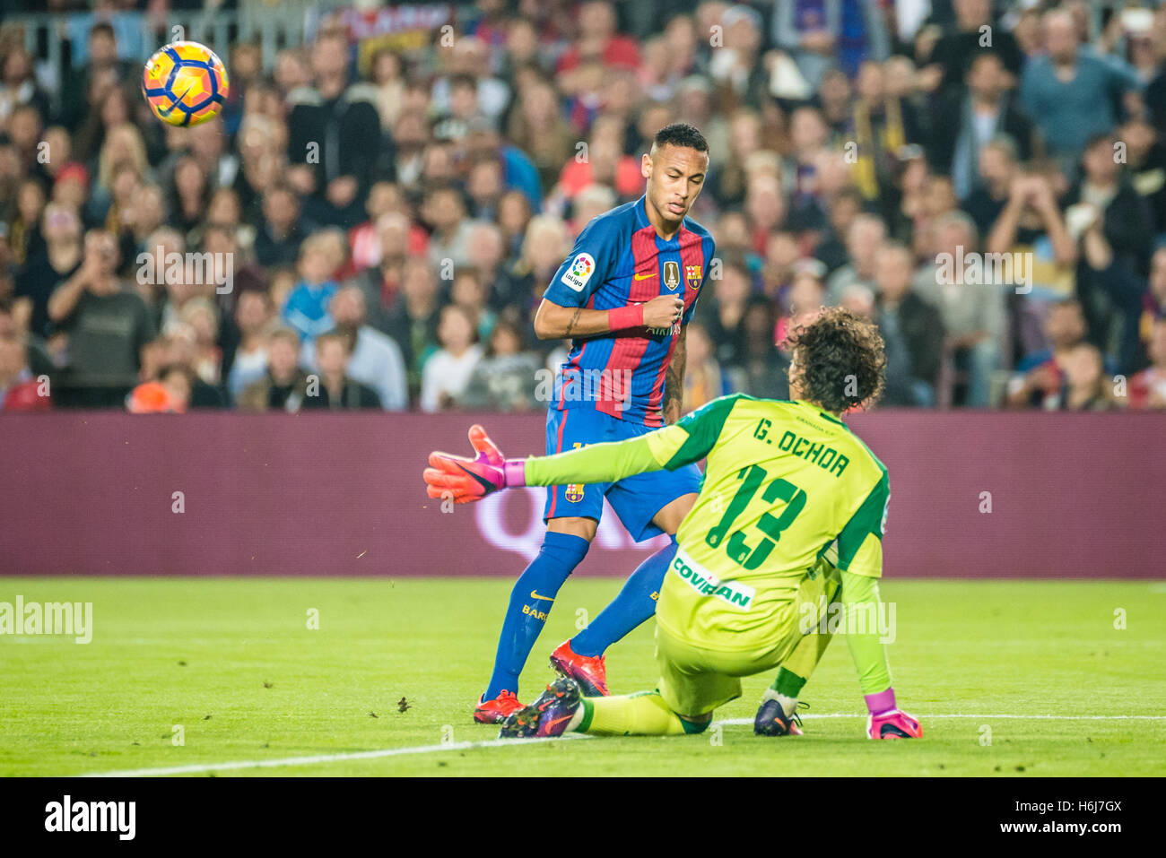 Barcelona, Catalonia, Spain. 29th Oct, 2016. FC Barcelona forward NEYMAR JR. misses a chance during the LaLiga match between FC Barcelona and Granada CF at the Camp Nou stadium in Barcelona © Matthias Oesterle/ZUMA Wire/Alamy Live News Stock Photo