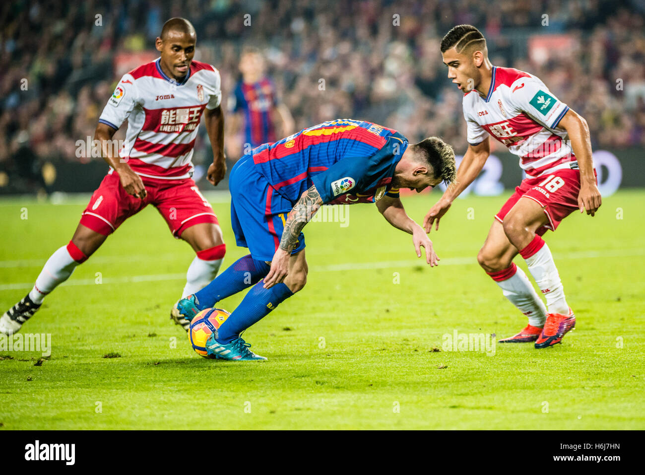 Barcelona, Catalonia, Spain. 29th Oct, 2016. FC Barcelona forward MESSI in action during the LaLiga match between FC Barcelona and Granada CF at the Camp Nou stadium in Barcelona © Matthias Oesterle/ZUMA Wire/Alamy Live News Stock Photo