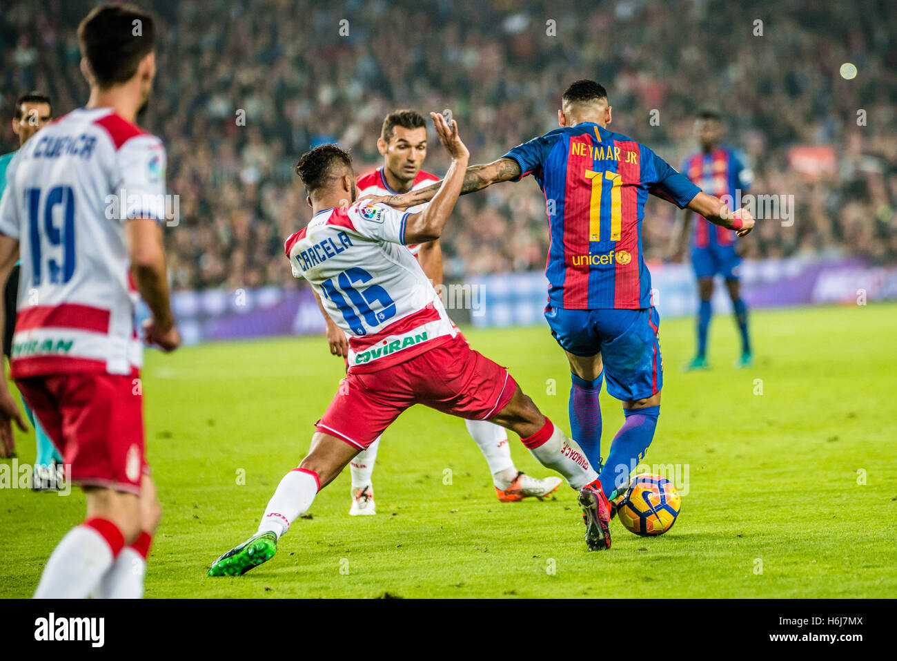 Barcelona, Catalonia, Spain. 29th Oct, 2016. FC Barcelona forward NEYMAR JR. in action in the LaLiga match between FC Barcelona and Granada CF at the Camp Nou stadium in Barcelona © Matthias Oesterle/ZUMA Wire/Alamy Live News Stock Photo