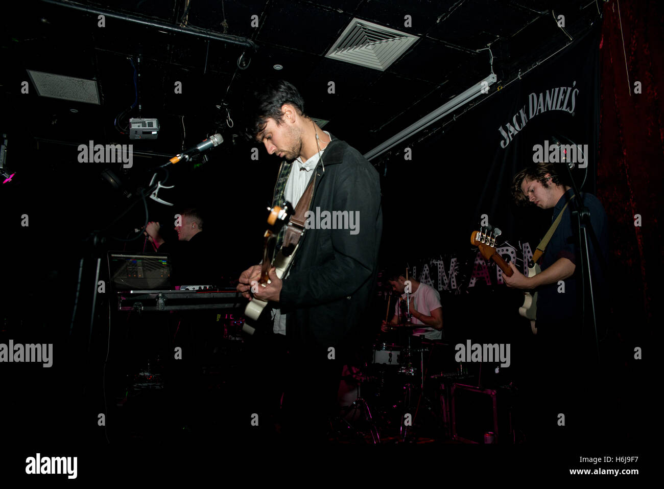 London UK, 29th October 2016. Young Kato perform at Amersham Arms for the 10th anniversary of This Feeling. Young Kato are a British six-piece indie pop band from Cheltenham, England. Formed in 2011, the band consists of Tommy Wright, Jack Edwards, Joe Green, Joe Lever, Harry Steele and Sam Henderson. Credit:  Alberto Pezzali/Alamy Live news Stock Photo