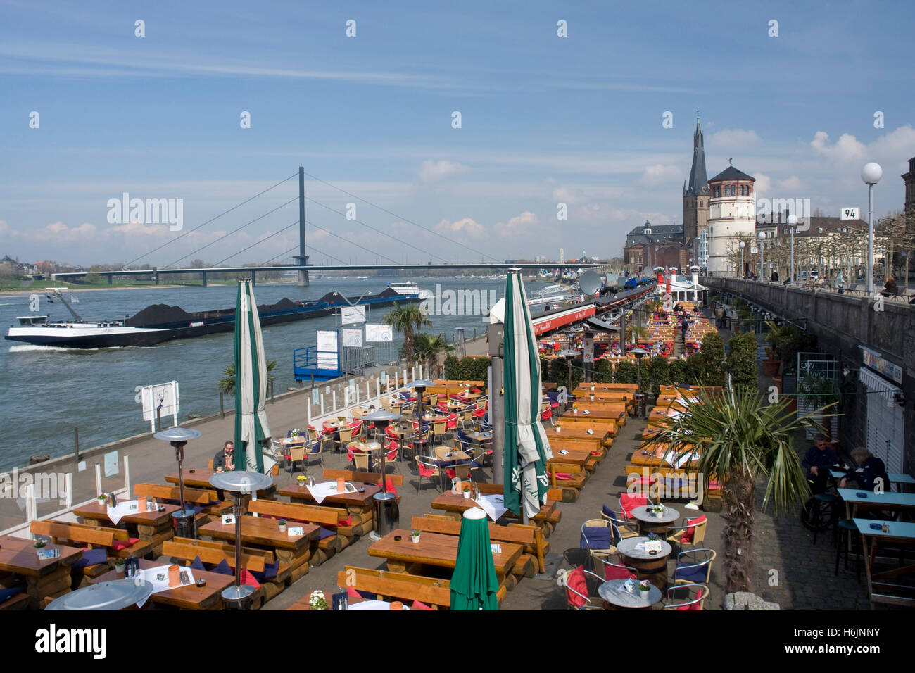 Open-air restaurant on the Rhine, Rheinuferpromenade, River Rhine Promenade, Duesseldorf, state capital of North Stock Photo