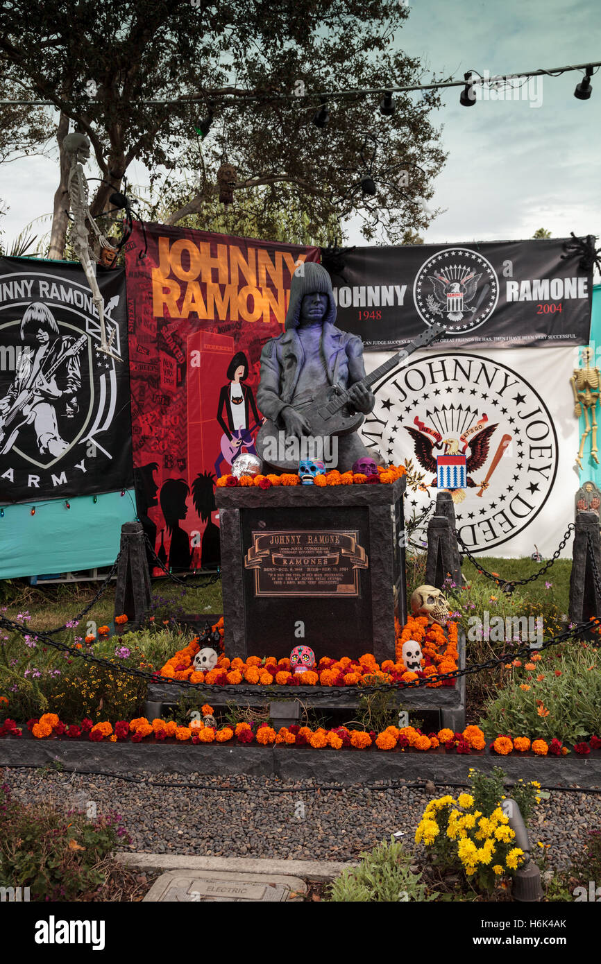 Flower and skeleton alter for Johnny Ramone at Dia de los Muertos, Day of the dead, in Los Angeles at the Hollywood Forever Ceme Stock Photo