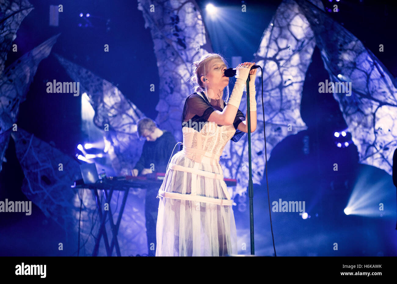 Liverpool, UK. 29th October 2016. Aurora performs at Vevo Halloween 2016, Bramley Moore Dock, Liverpool 29/10/2016 Credit:  Gary Mather/Alamy Live News Stock Photo