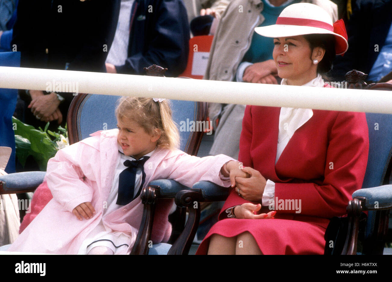 queen-silvia-and-princess-madeleine-at-stockholm-horse-show-1985-H6KTXX.jpg