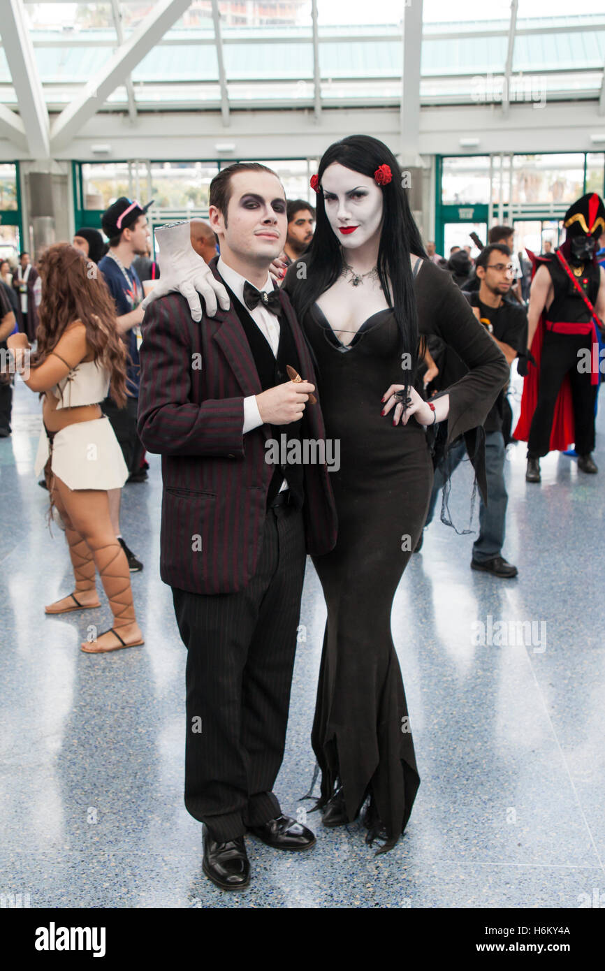 Serie TV - La famiglia Addams - Morticia & Gomez foto di  FotoamatoreCosplay: ITALIAN COSPLAY