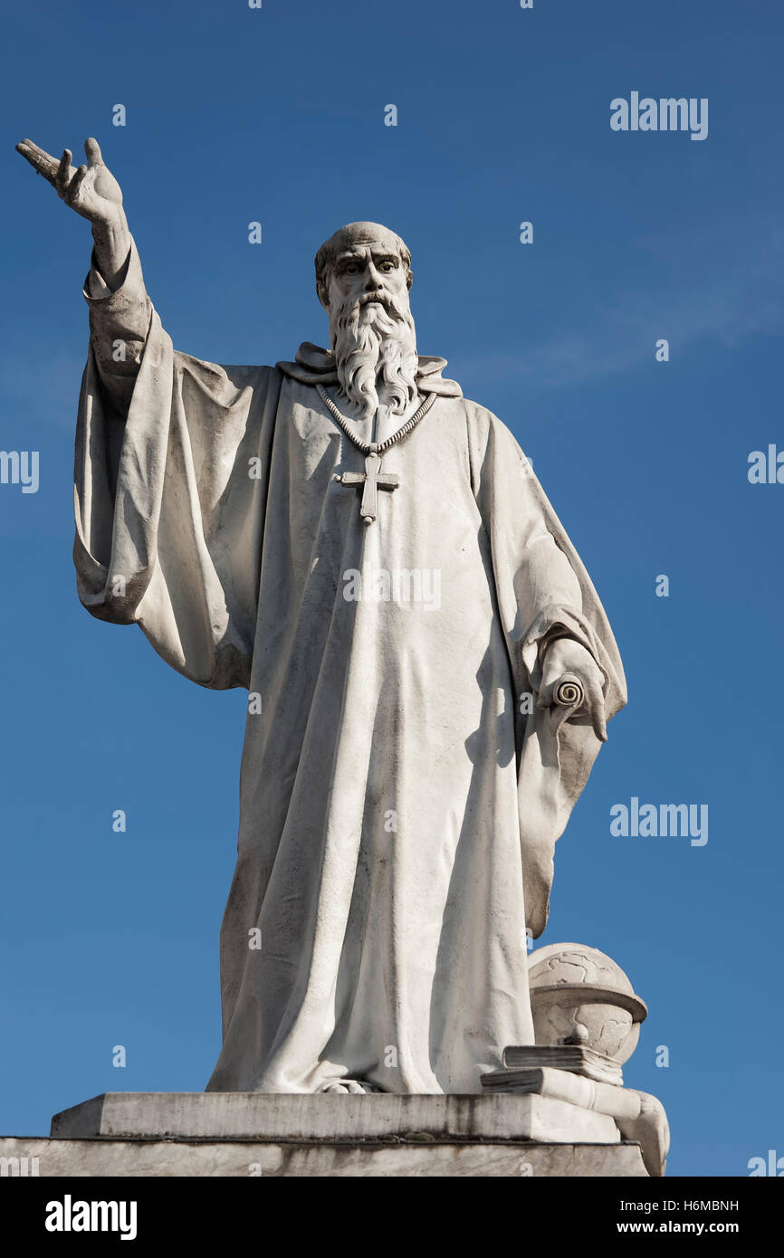 Saint benedict statue hires stock photography and images Alamy