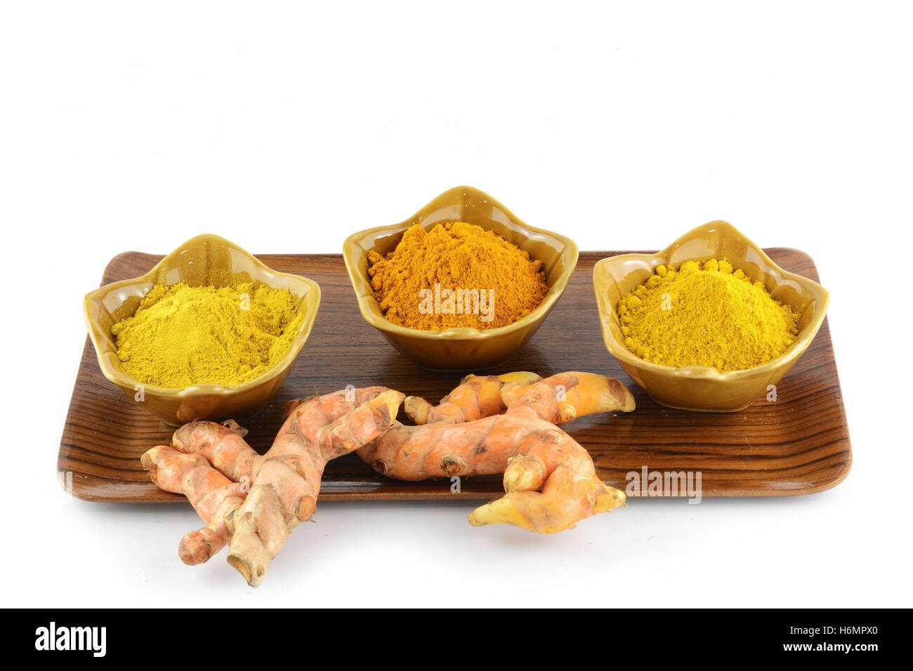 Turmeric roots and powder Stock Photo Alamy