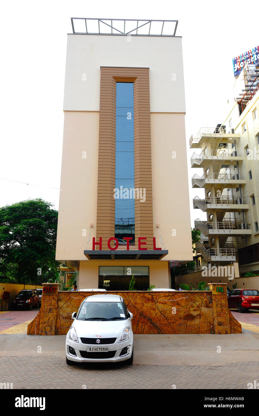 Hotel hyphen hi-res stock photography and images - Alamy