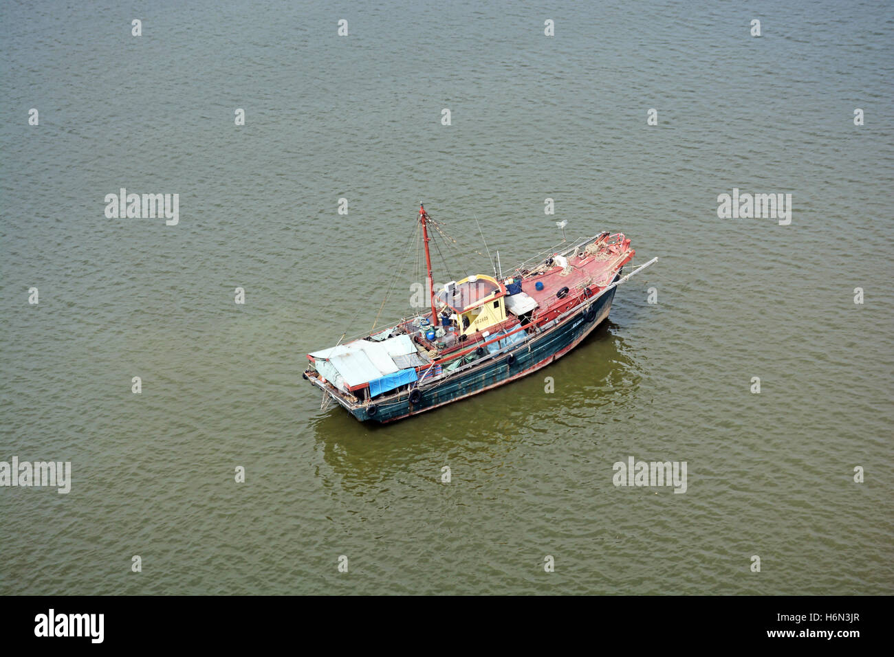 Yellow river china delta hi-res stock photography and images - Alamy