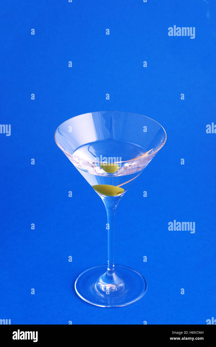 James bond martini hires stock photography and images Alamy