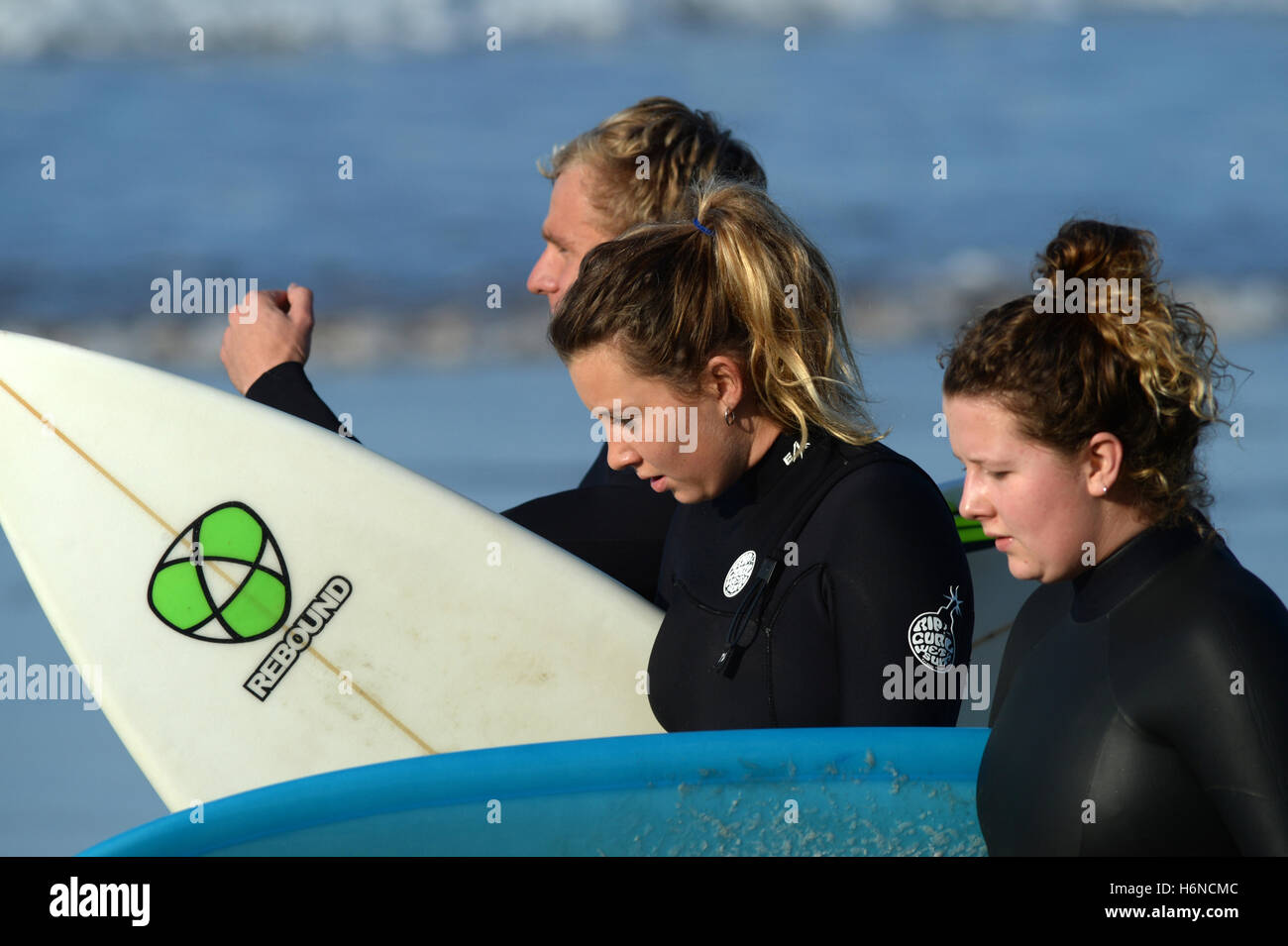 Surfboards surfing boards hires stock photography and images Alamy