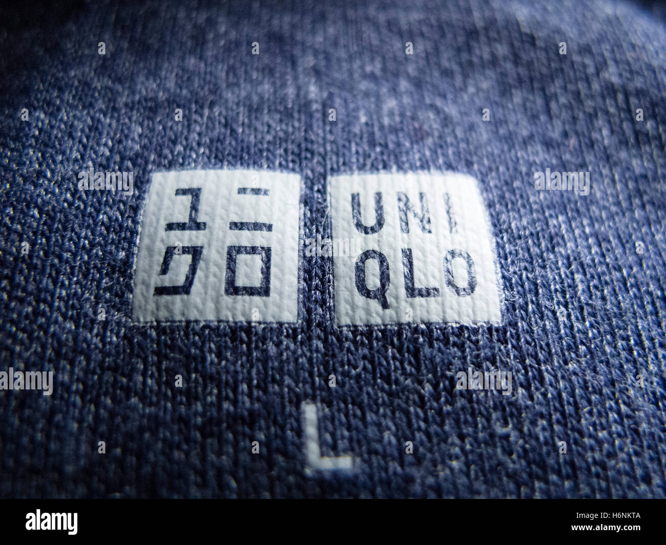 Uniqlo shirt hi-res stock photography and images - Alamy