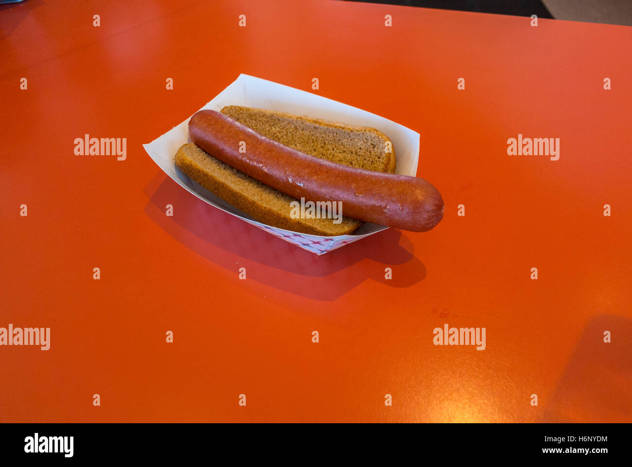 San Francisco, CA, USA, Close up, American Hot Dog on Bun, Detail, Fast