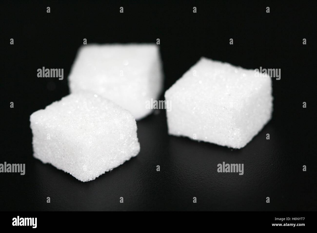 Sugar cubes Stock Photo - Alamy