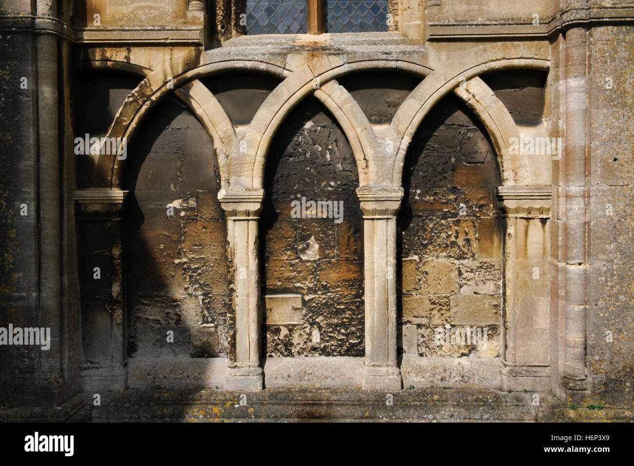 Romanesque blind arcading hires stock photography and images Alamy
