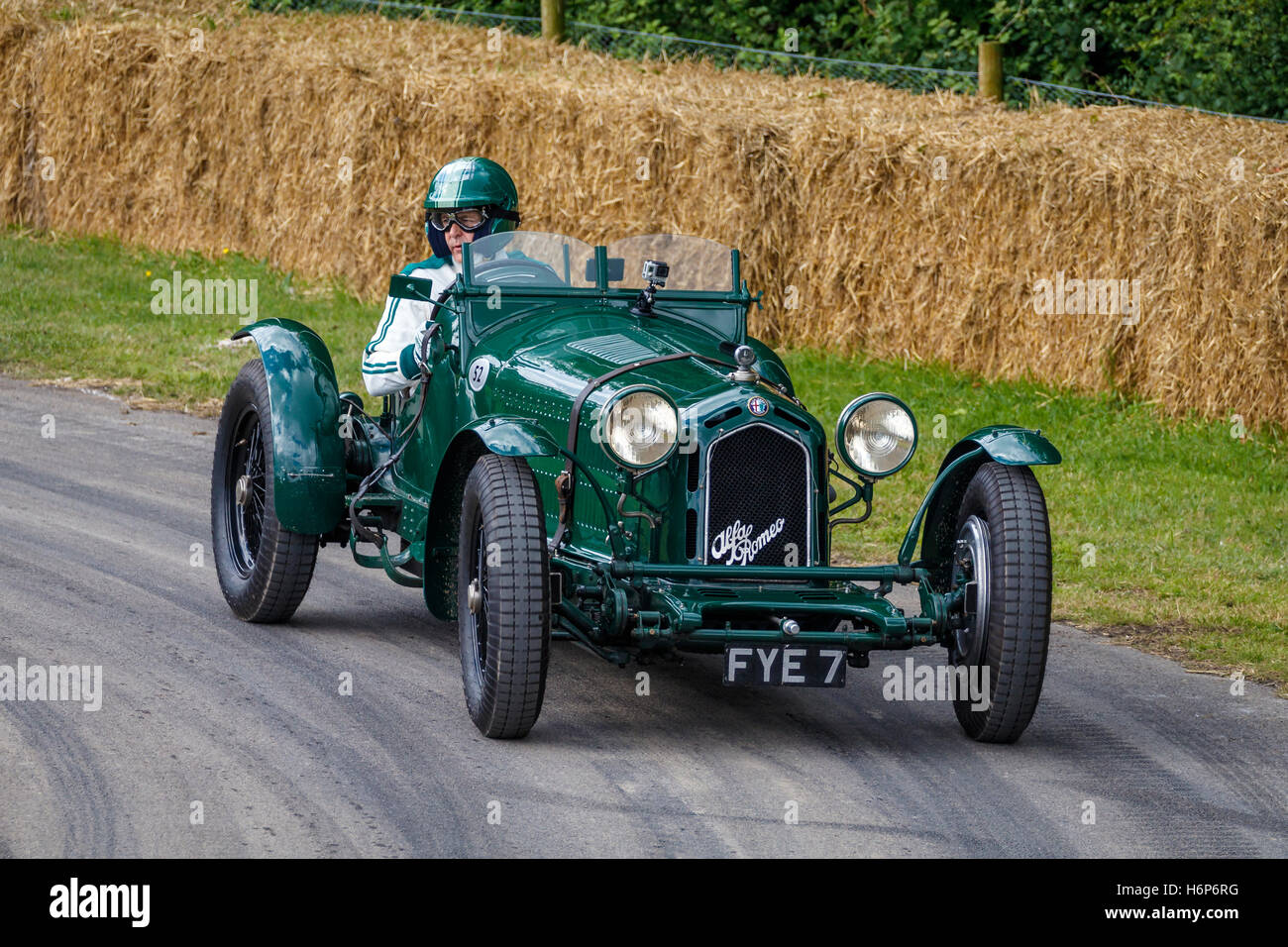 1933 Alfa Romeo 8C 2300 Monza with driver Roderick Jack at the 2016  Goodwood Festival of Speed, Sussex England UK Stock Photo - Alamy