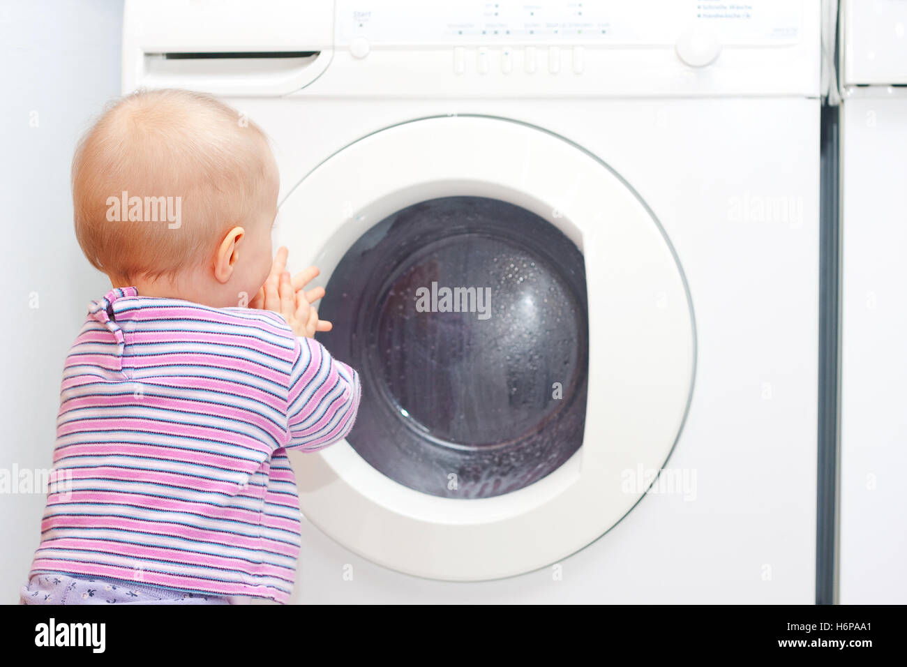 Baby Wash Machine Stock Photos & Baby Wash Machine Stock Images Alamy