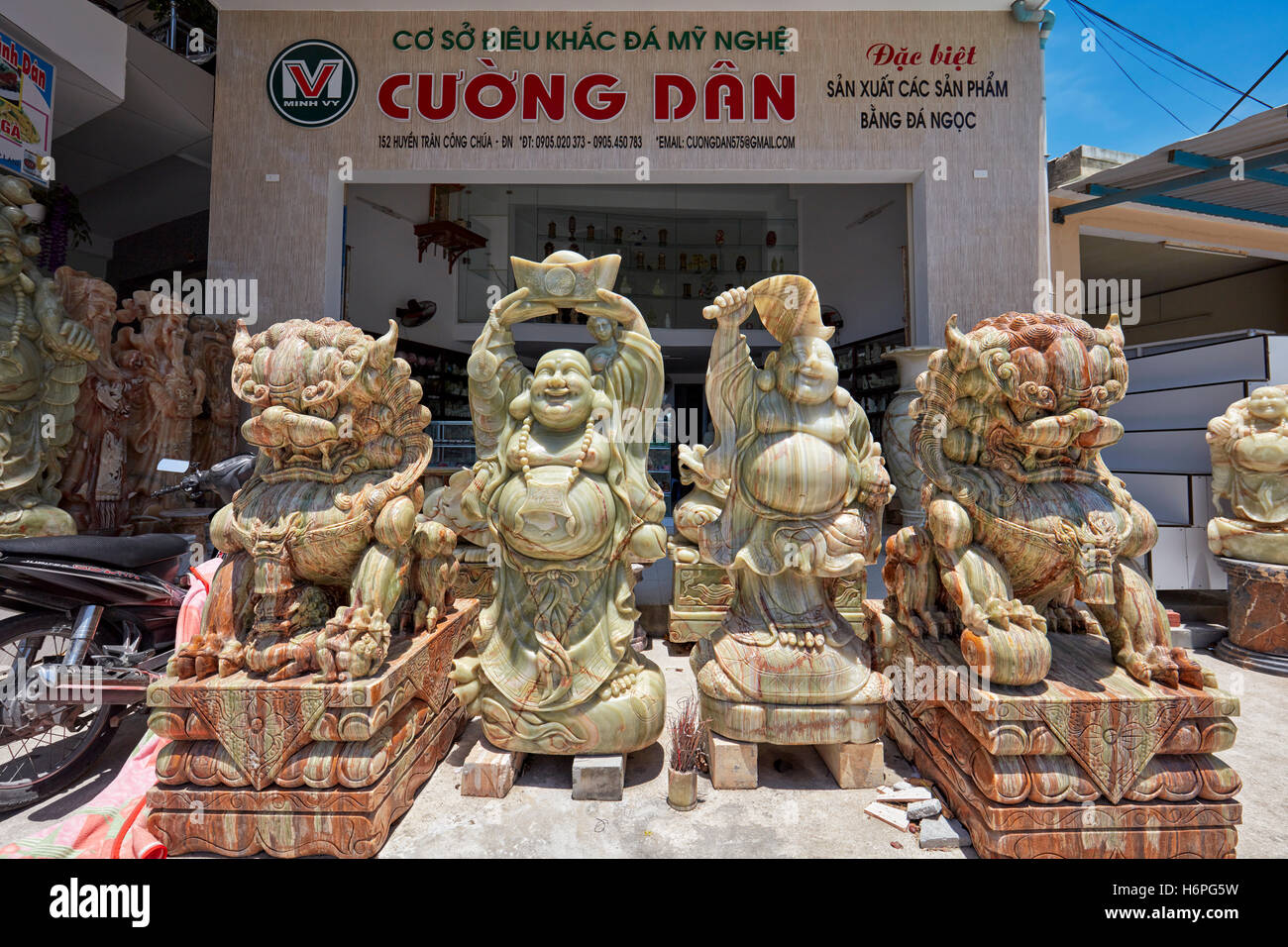 Marble statues sculpture vietnam hires stock photography and images Alamy