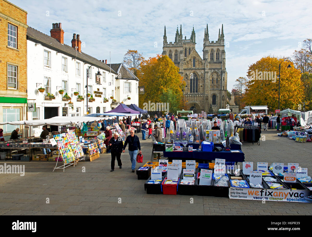 Selby Abbey North Yorkshire High Resolution Stock Photography and