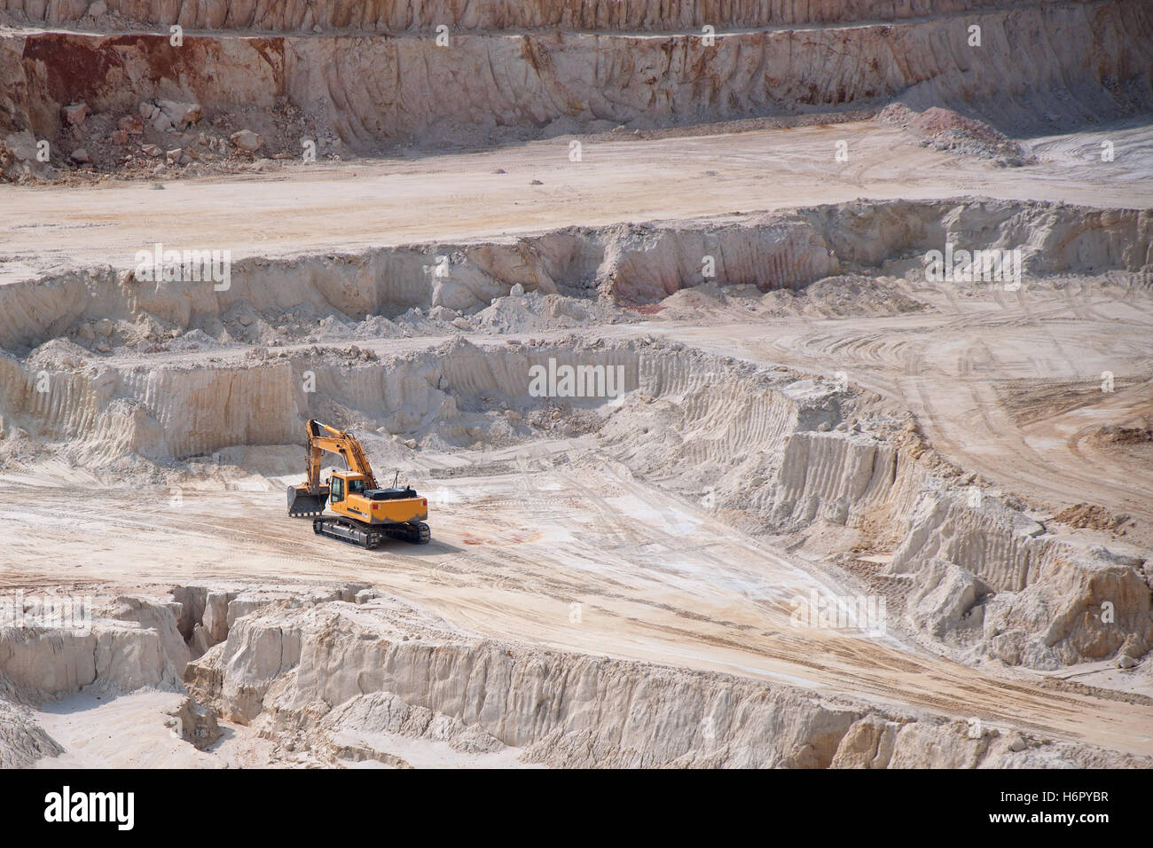 Kaolin industrial mineral hi-res stock photography and images - Alamy