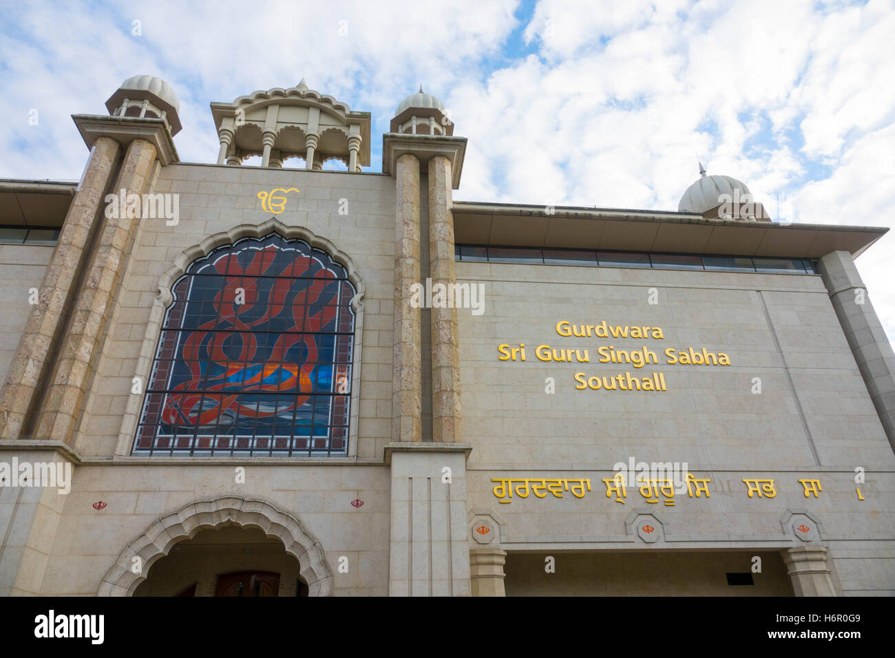 Gurdwara Sri Guru Singh Sabha Southall - Sikh Temple in London Stock Photo