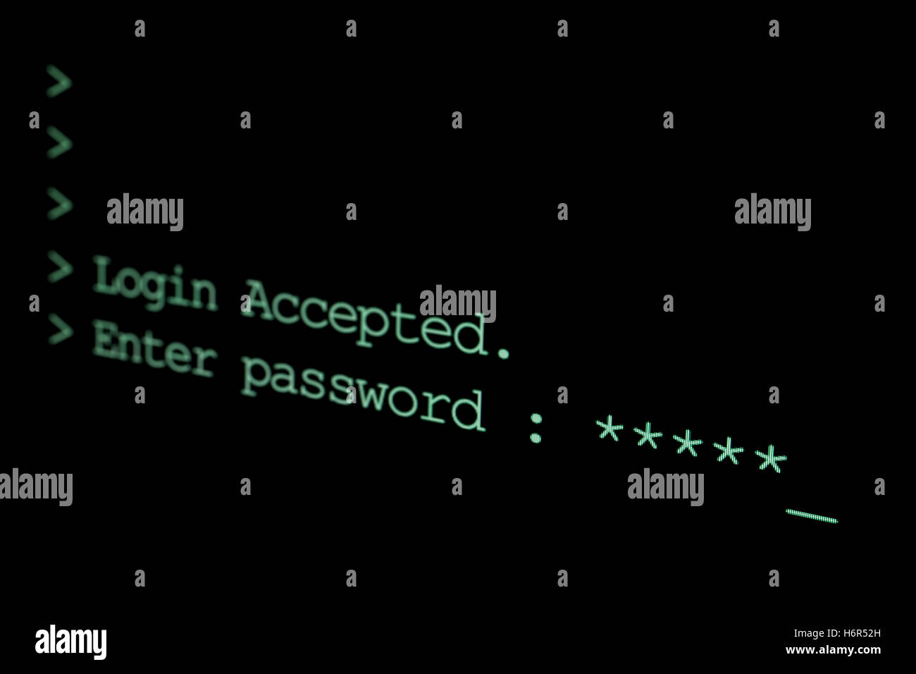 Computer terminal green text hi-res stock photography and images - Alamy