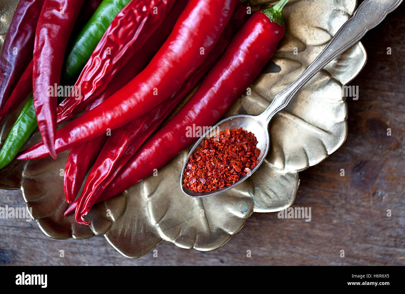 Dry chillies hi-res stock photography and images - Alamy