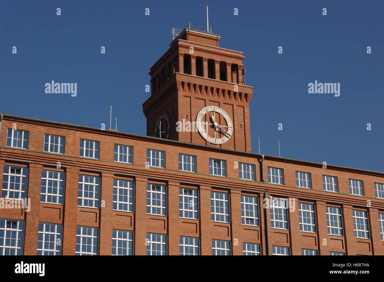 tower industry siemens berlin clock-tower tower story industry siemens berlin history clock-tower brick siemensstadt Stock Photo