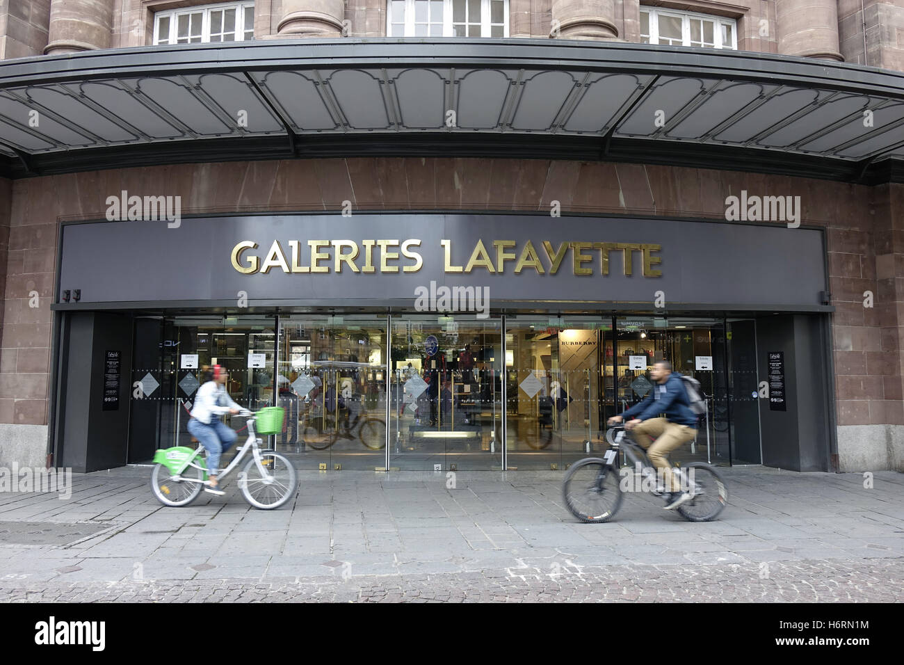 Galeries lafayette strasbourg hi-res stock photography and images - Alamy