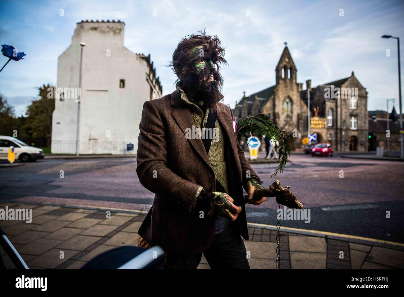 Edinburgh, UK. 1st Nov, 2016. Behind the scenes and rituals during all