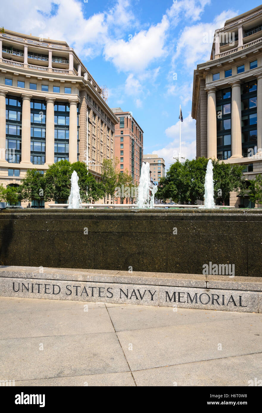 United States Navy Memorial Stock Photo Alamy