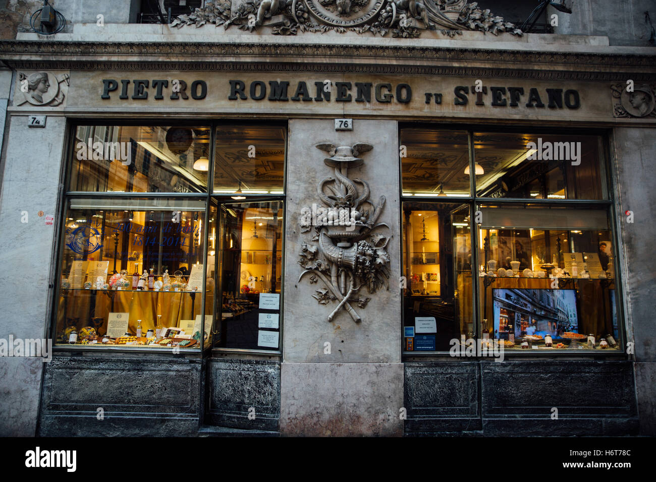 Dulces italia hires stock photography and images Alamy
