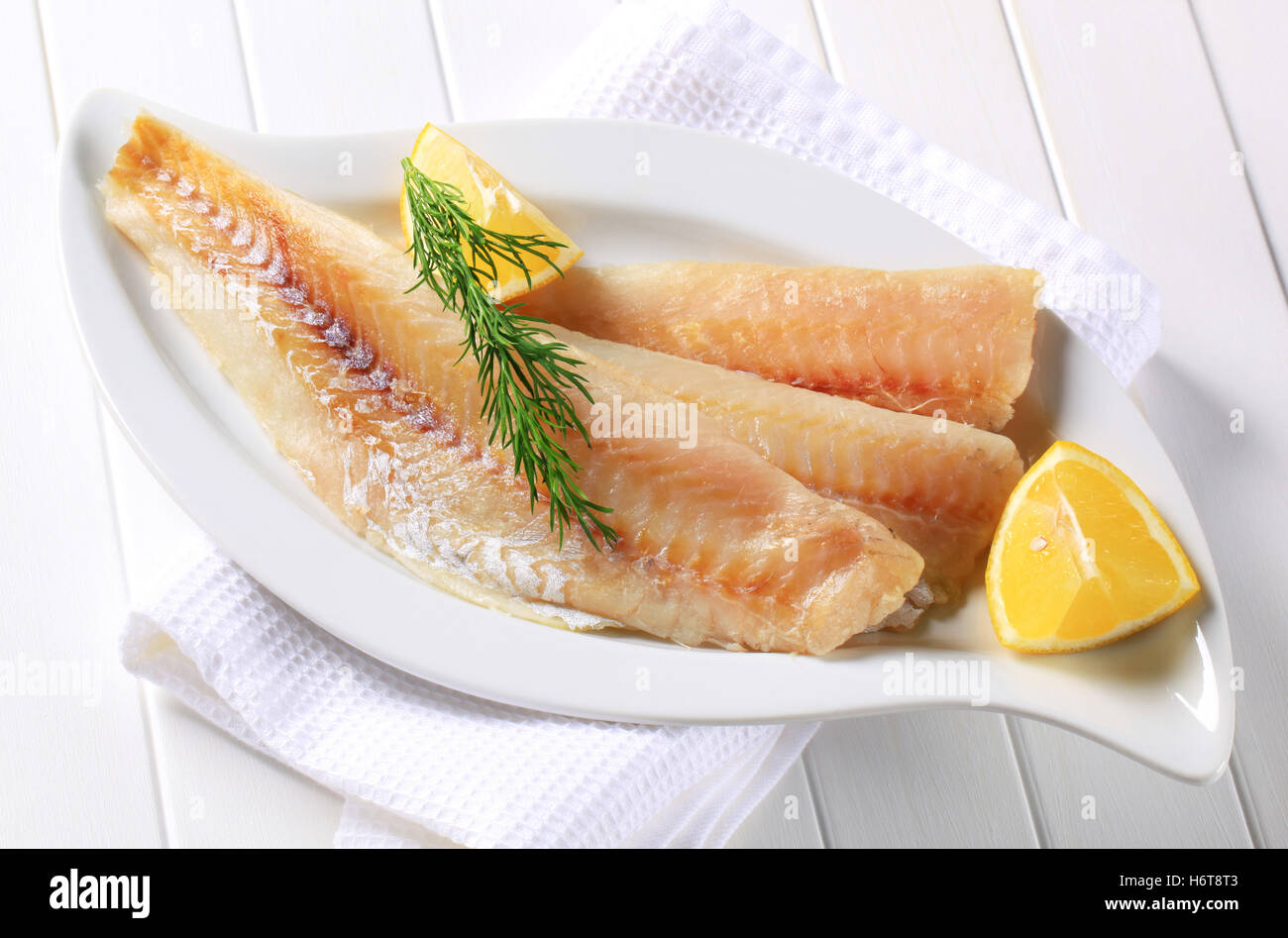 Filet de poisson hi-res stock photography and images - Alamy