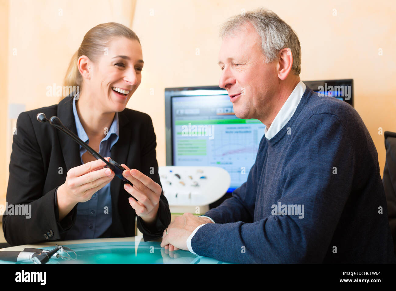 Hearing Impaired Stock Photos & Hearing Impaired Stock Images Alamy