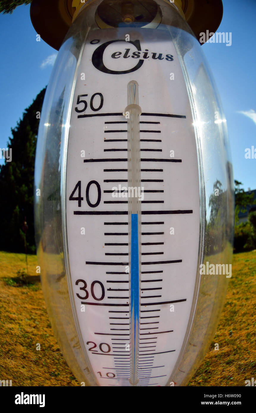 Measuring water temperature hi-res stock photography and images - Alamy