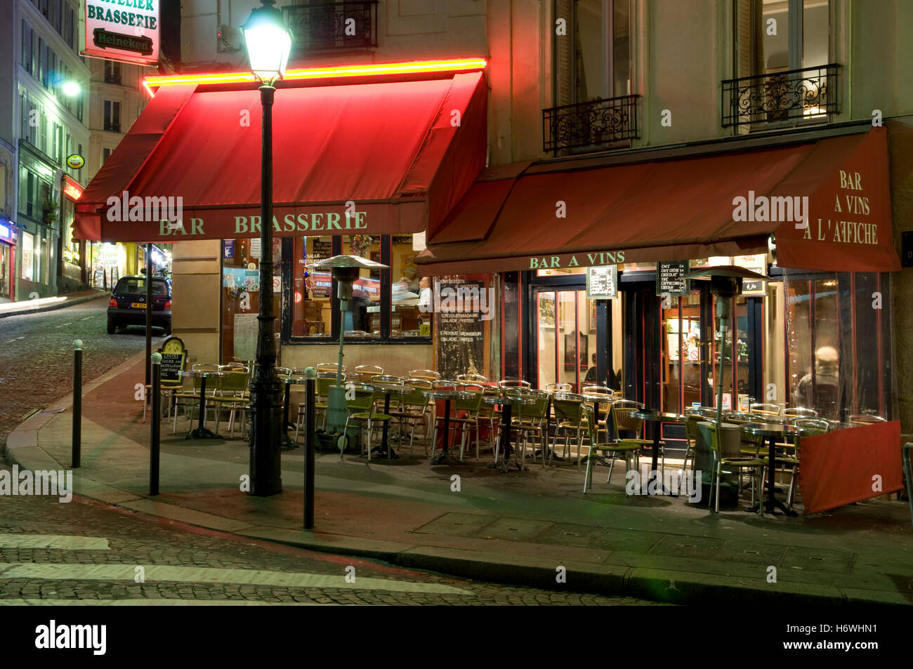 Restaurant and bar, Montmartre, night shot, Paris, France, Europe Stock