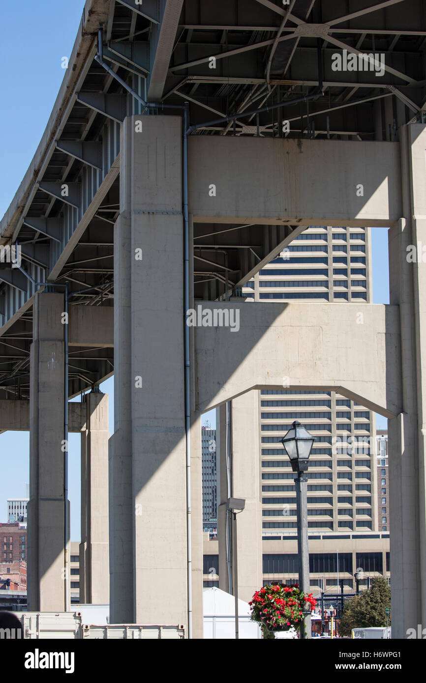 Elevated highway in downtown Buffalo, New York Stock Photo