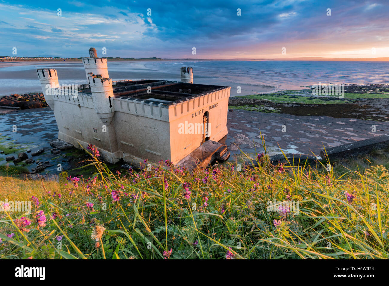 Seaweed bath hires stock photography and images Alamy