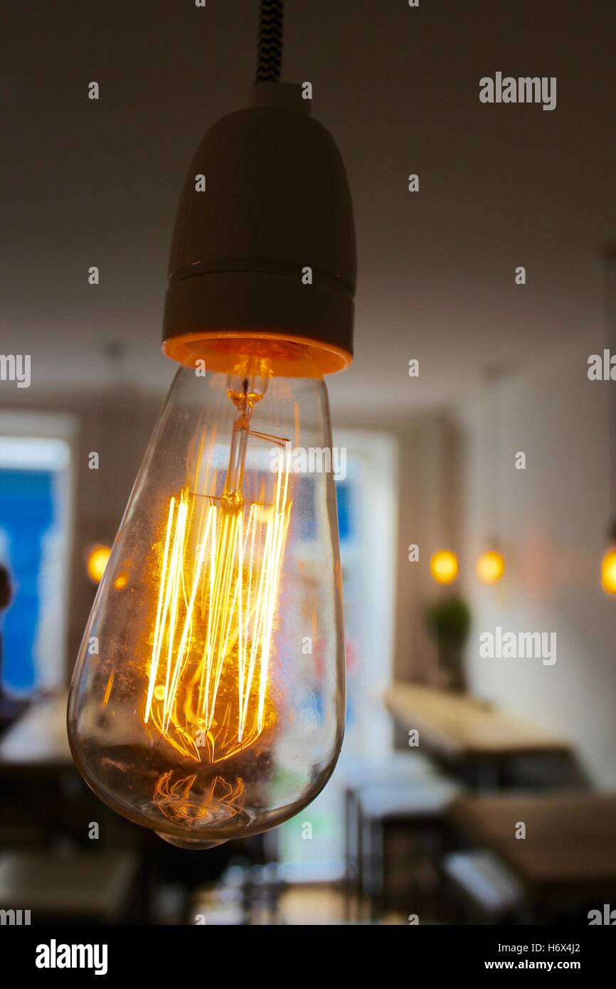 Thomas edison bulb hi-res stock photography and images - Alamy